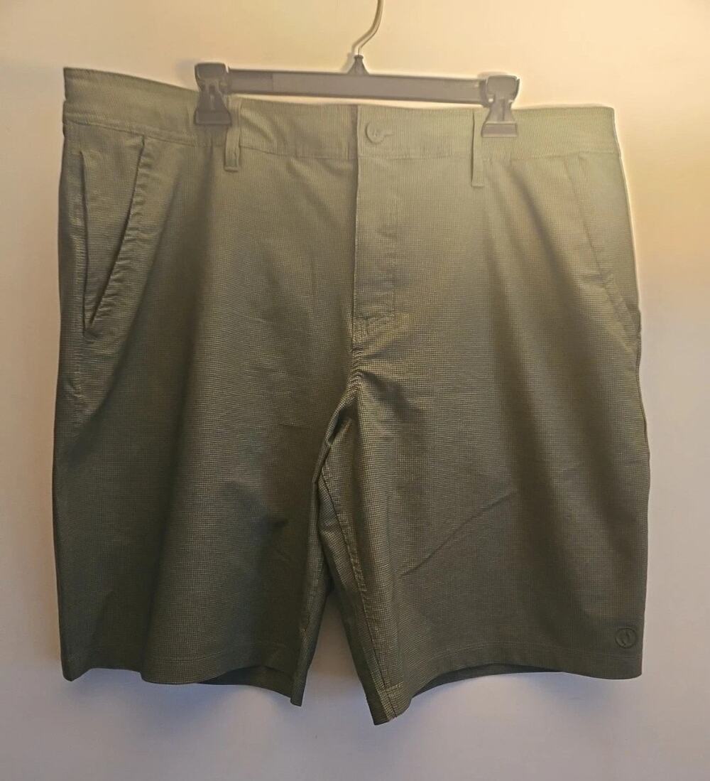 Hang Ten Green Men's Shorts Size 40 Drawstring & Button Zip 5 Button Unique